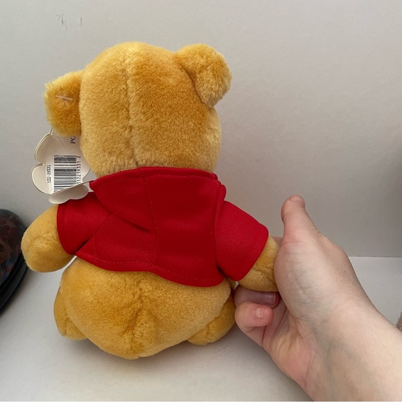 Vintage Winnie, the Pooh stuffed animal - Picture 7 of 9